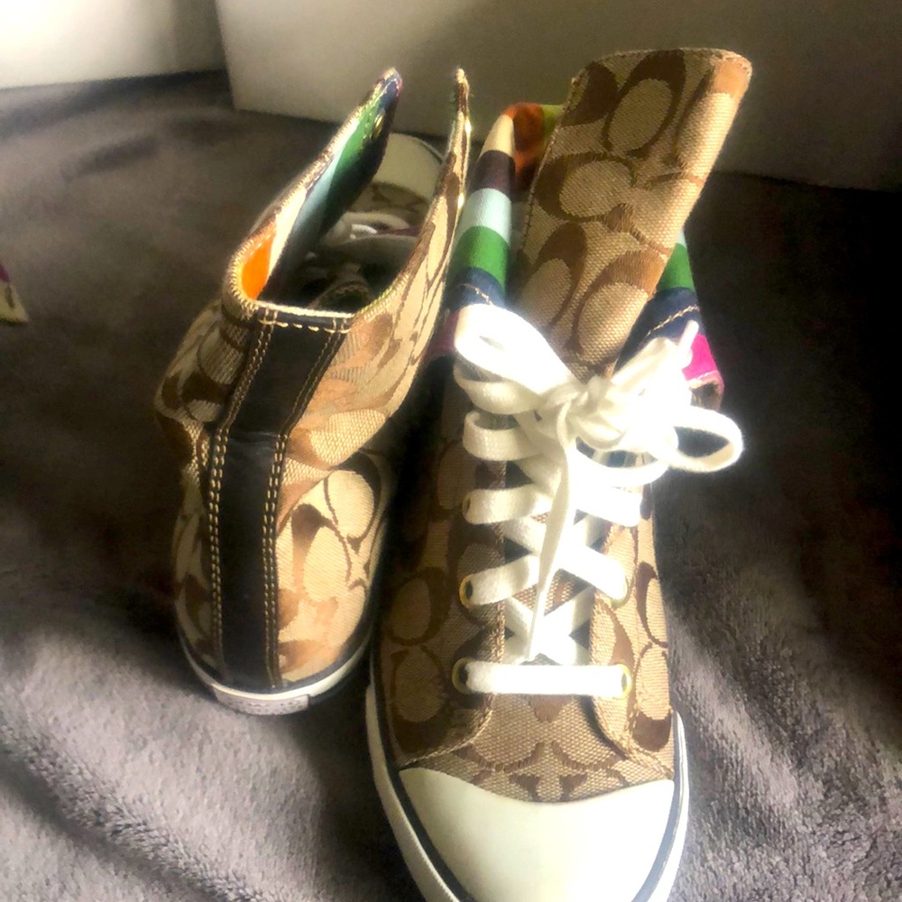 Coach hi top sneakers in khaki c logo and black and white c logo